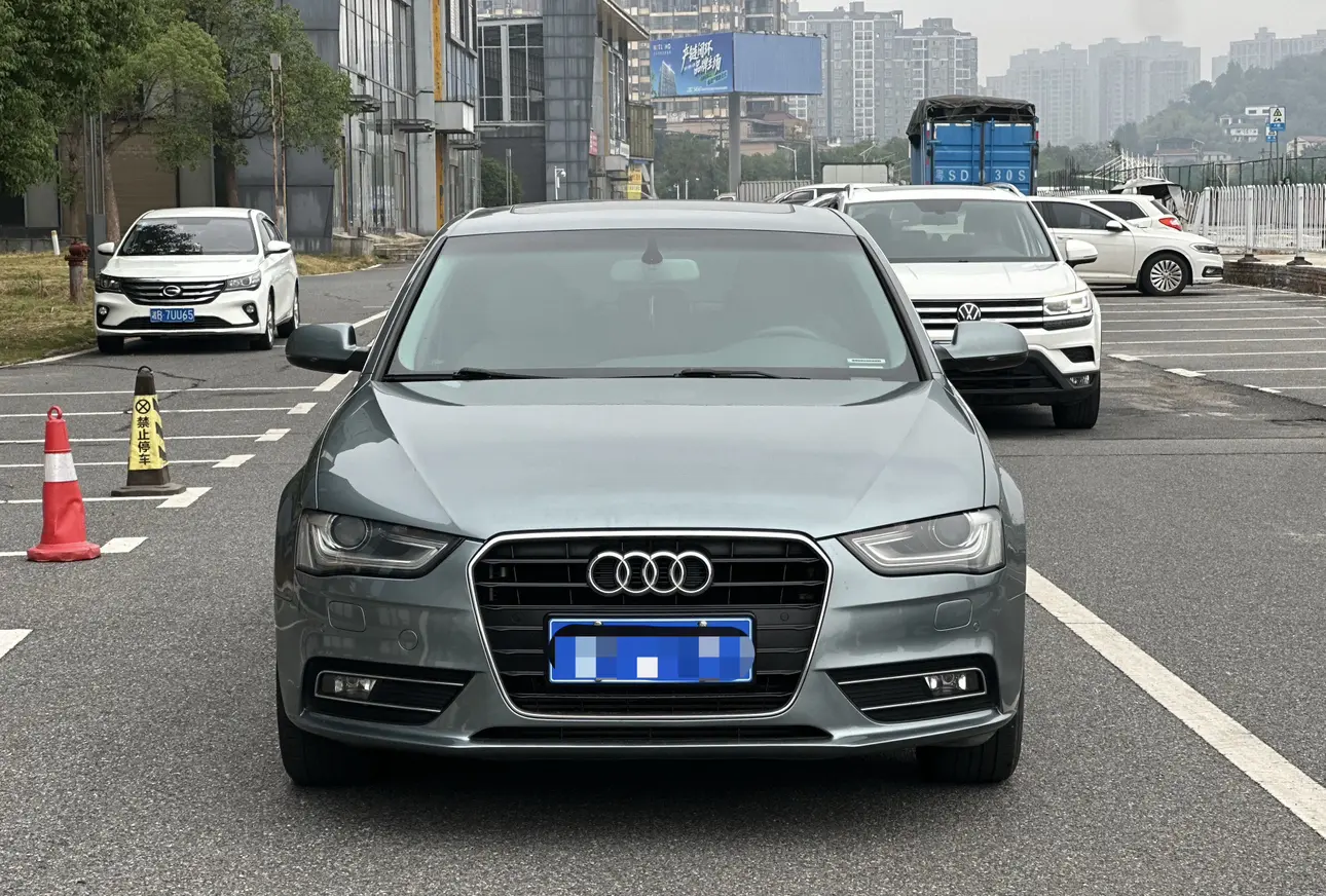 Audi A4L  из Китая