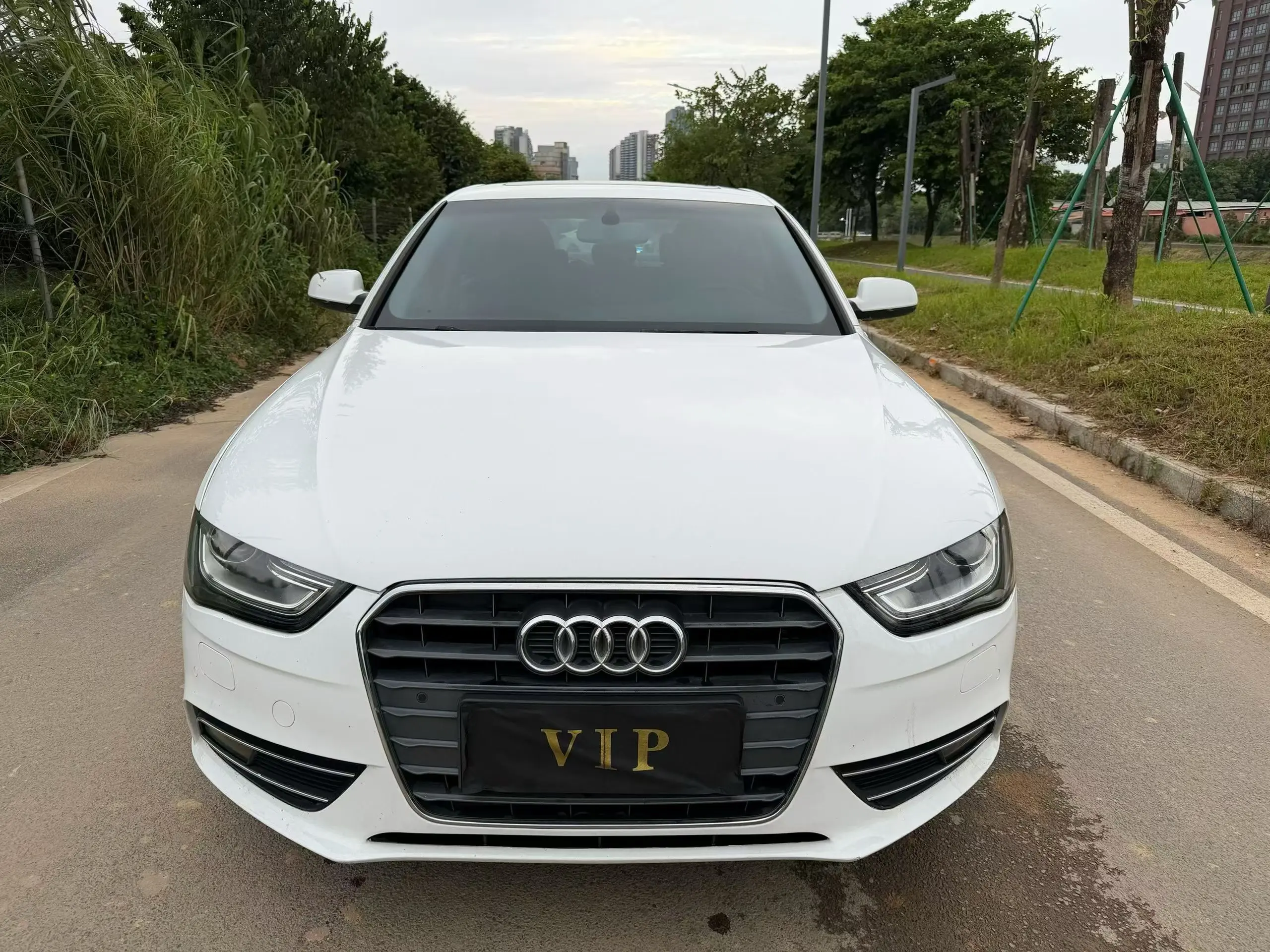 Audi A4L  из Китая