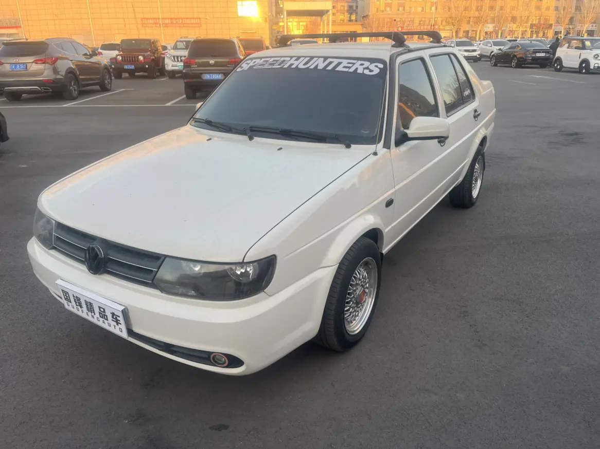 Volkswagen Jetta  из Китая