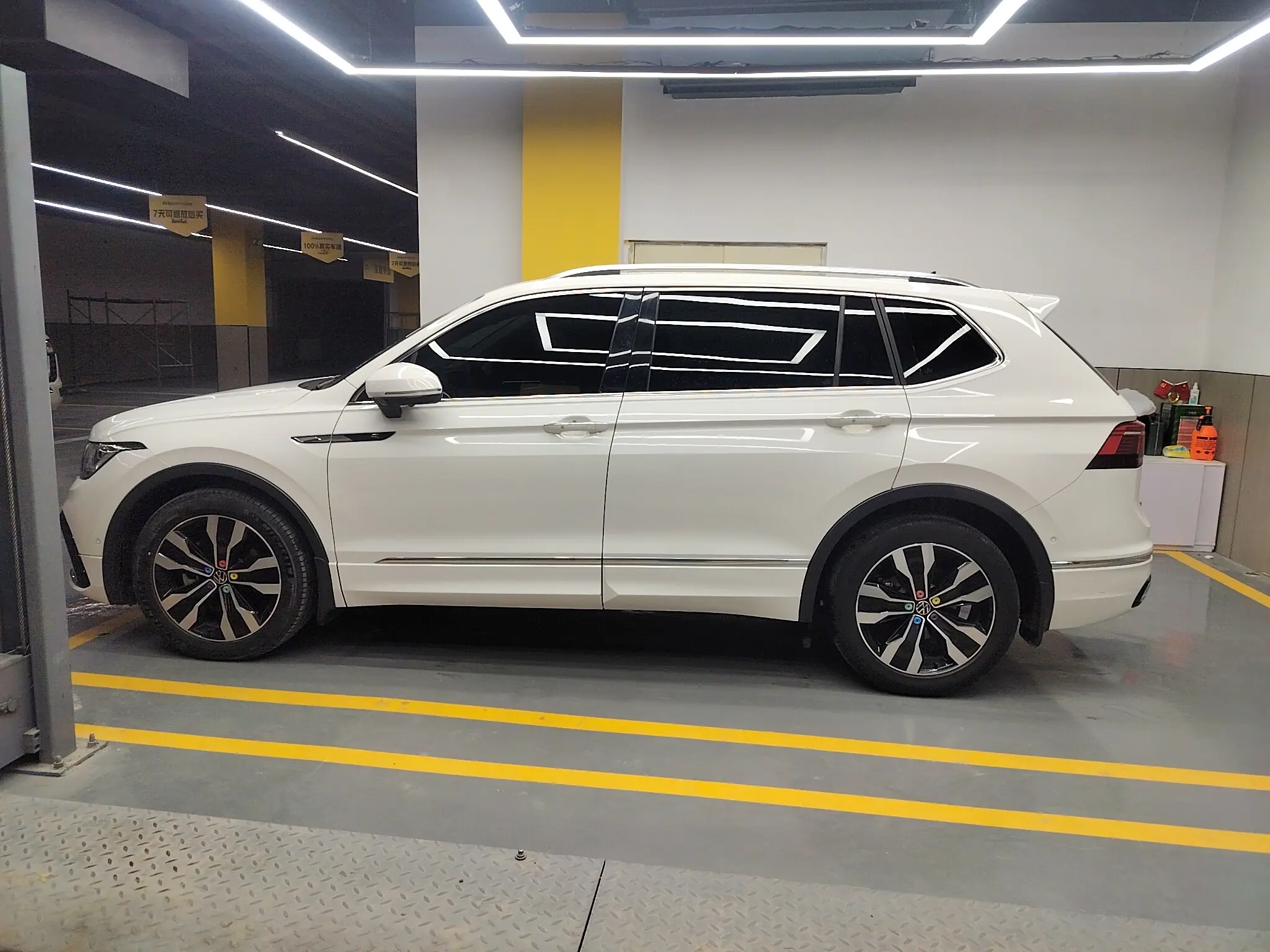 Volkswagen Tiguan L  из Китая