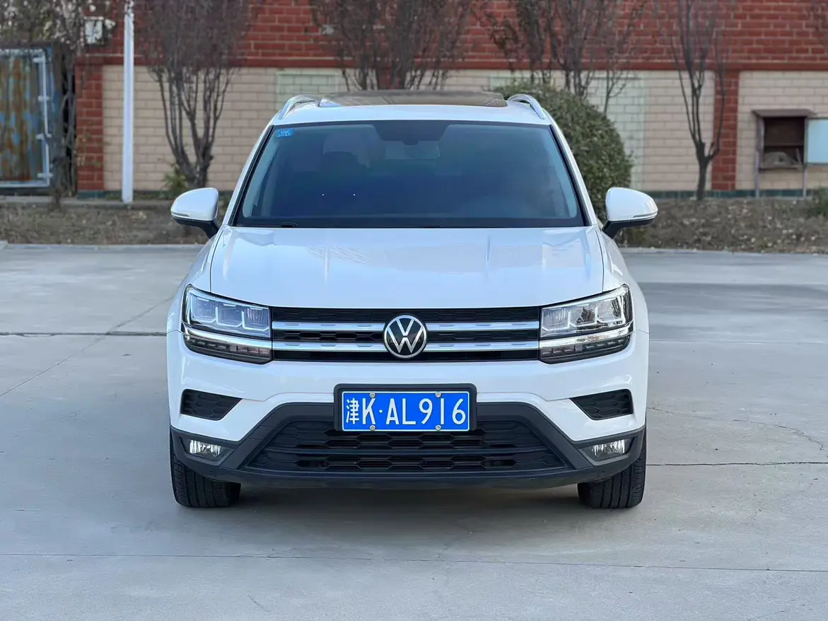 Volkswagen Tharu  из Китая