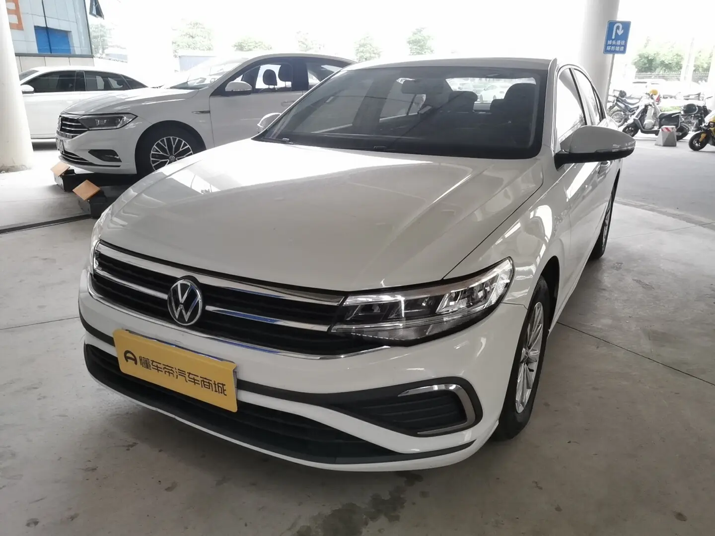 Volkswagen Bora  из Китая