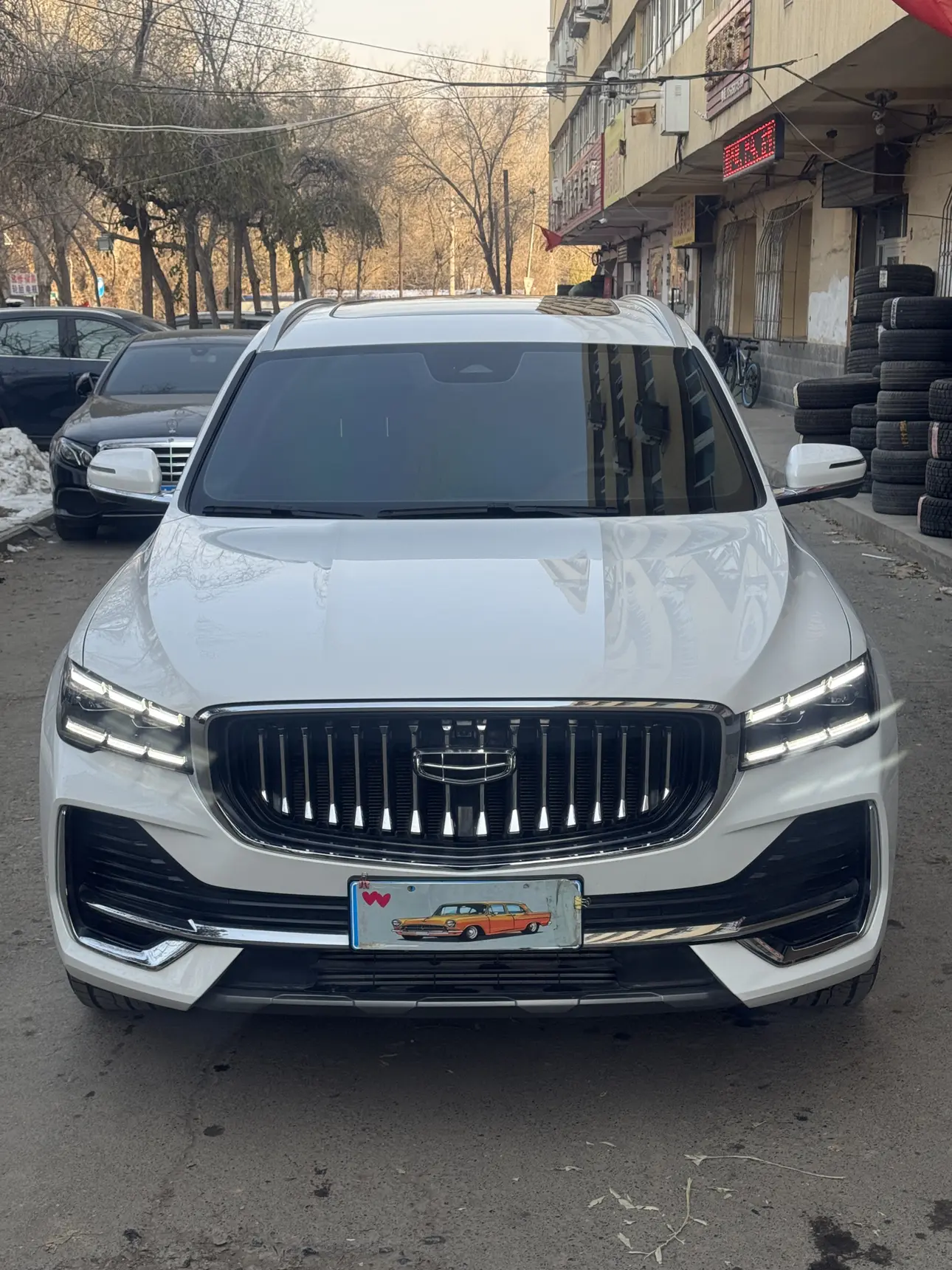 Geely Monjaro (Xingyue L)  из Китая
