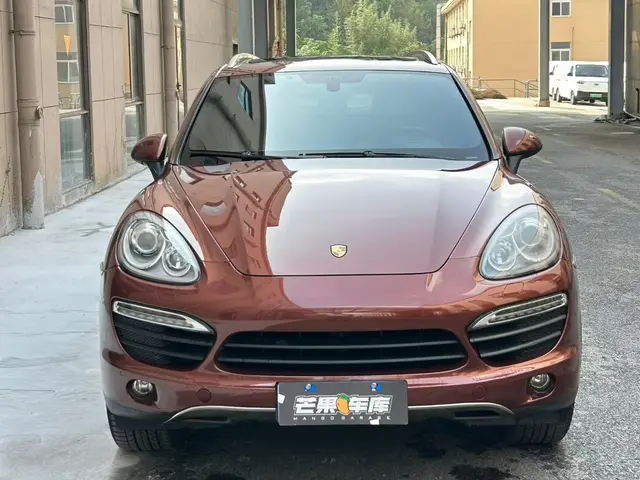 Porsche Cayenne  из Китая