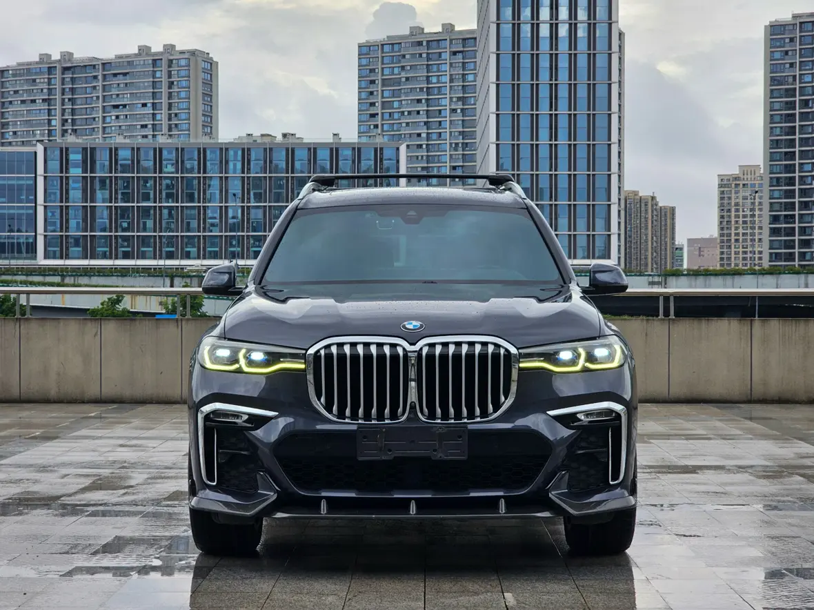 BMW X7  из Китая