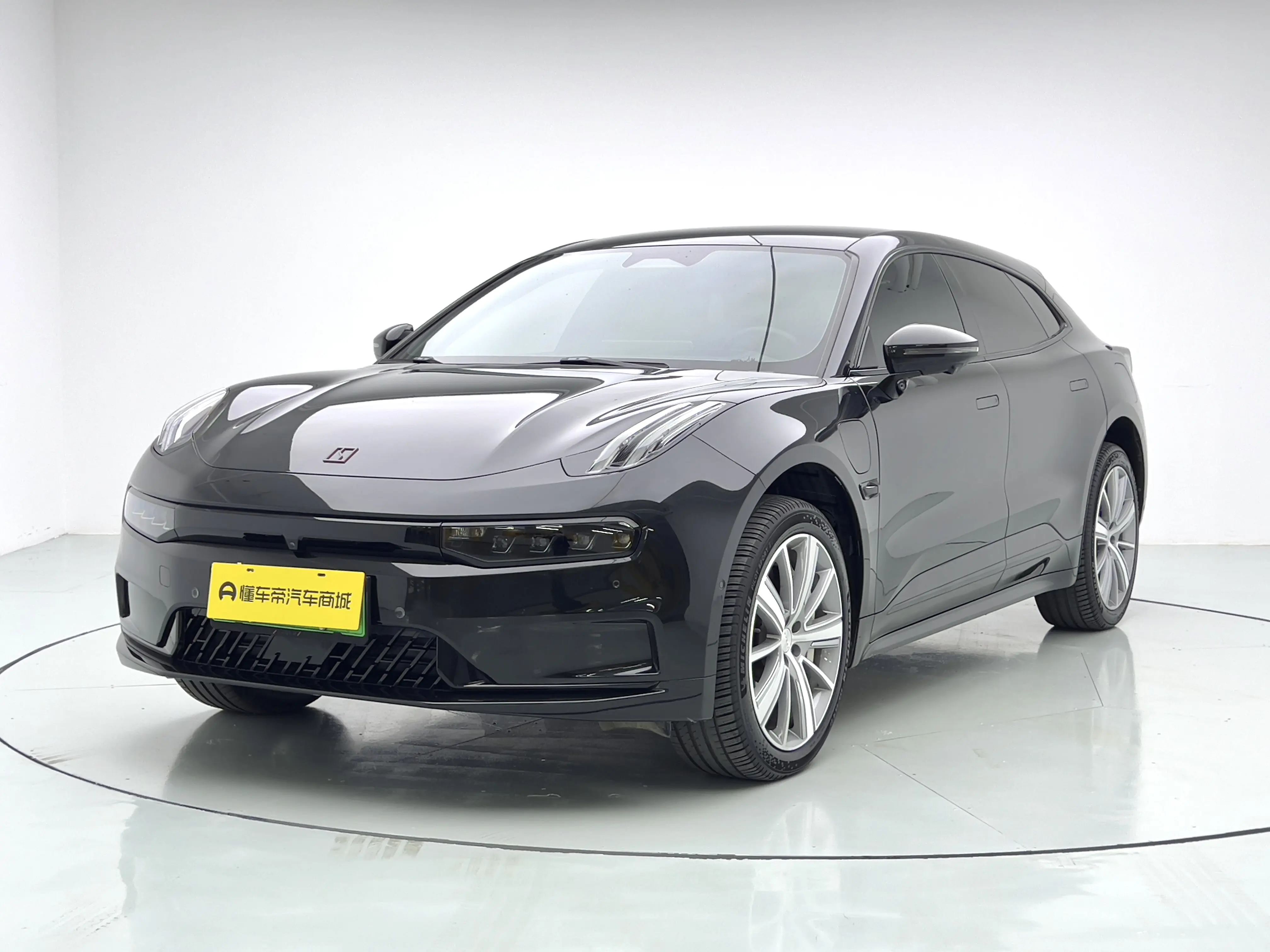 ZEEKR 001  из Китая