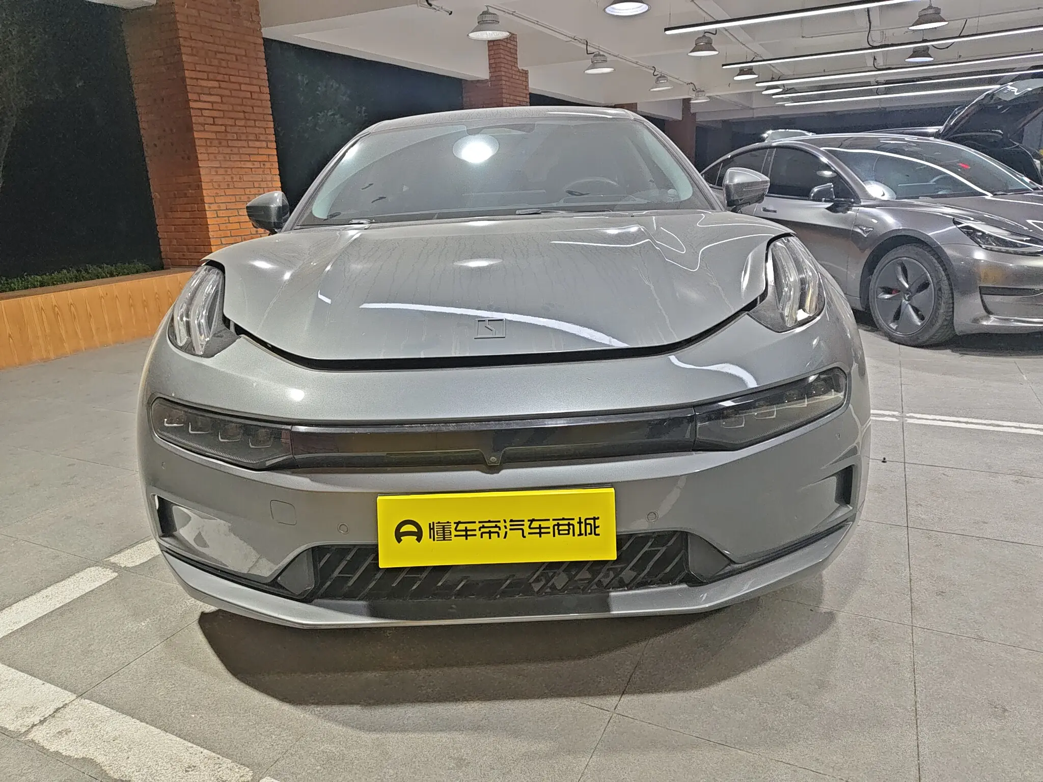 ZEEKR 001  из Китая