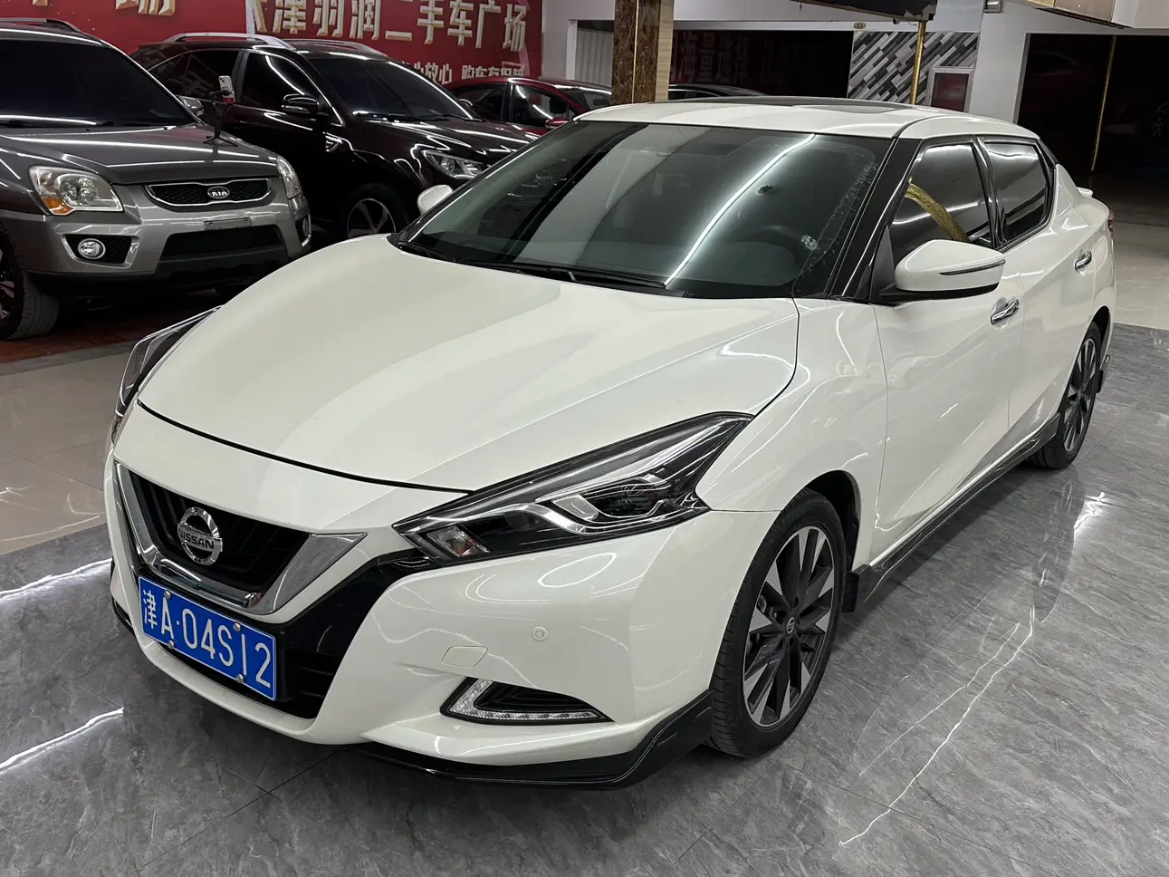 Nissan Bluebird  из Китая