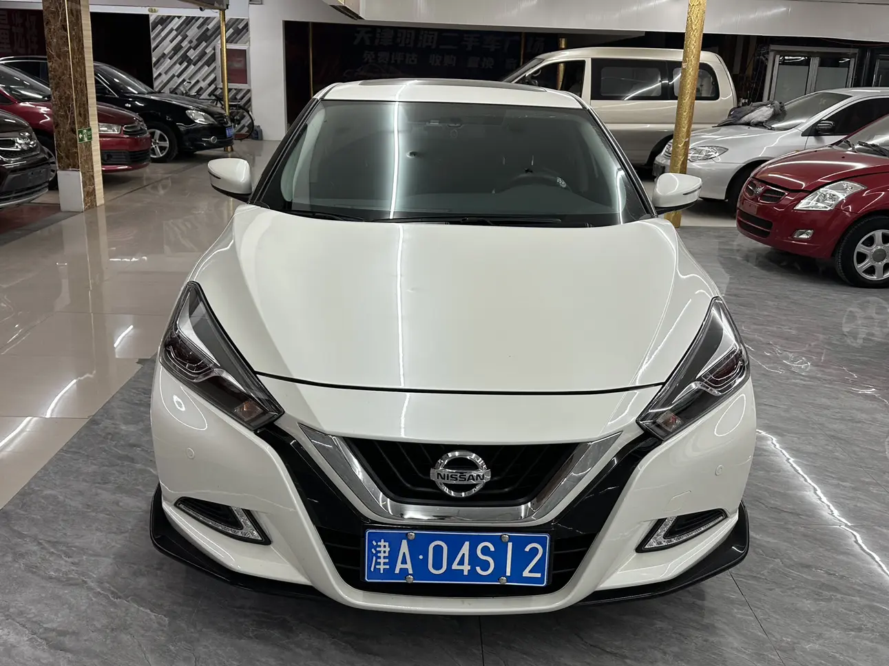 Nissan Bluebird  из Китая