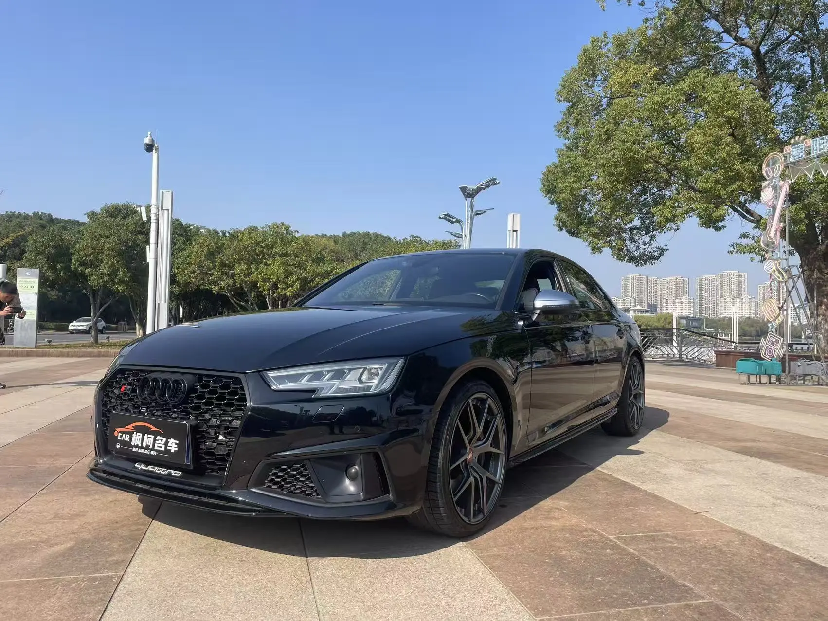 Audi S4  из Китая