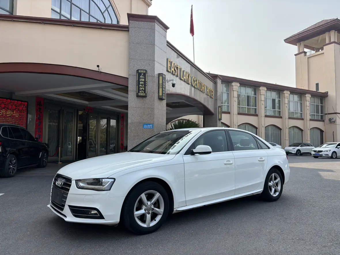 Audi A4L  из Китая