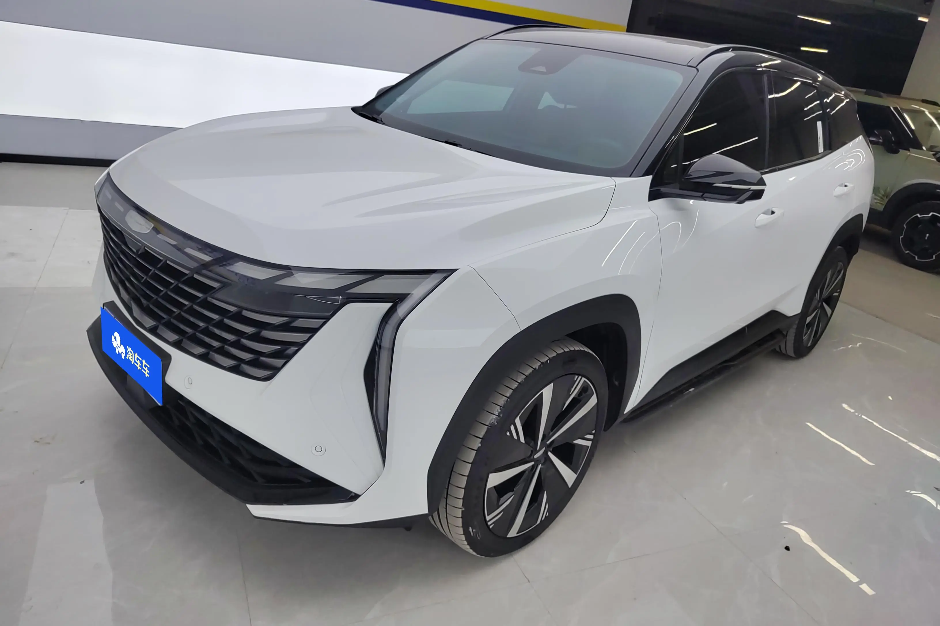 Geely Atlas L (Boyue L)  из Китая