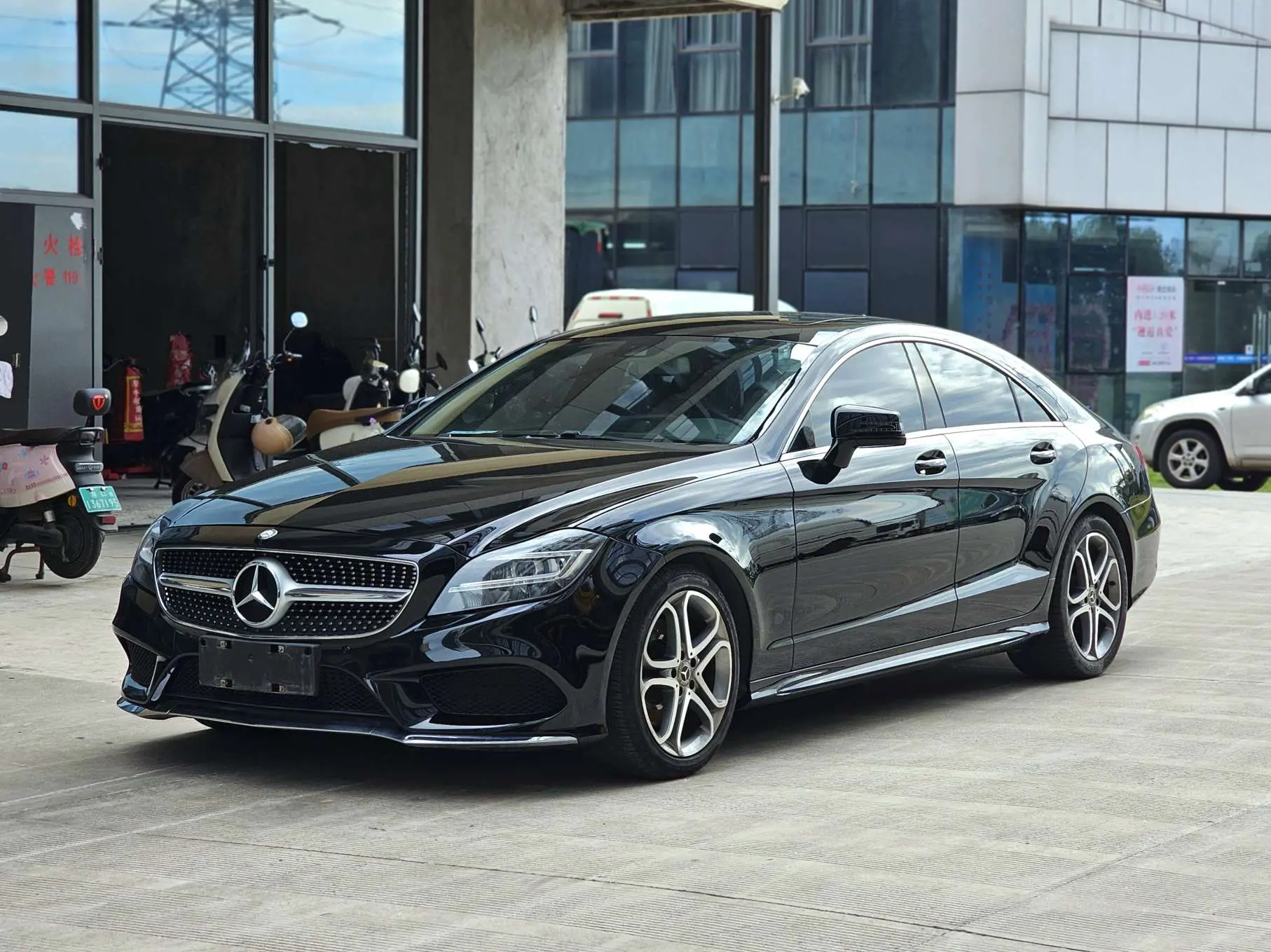 Mercedes-Benz Mercedes Benz CLS  из Китая