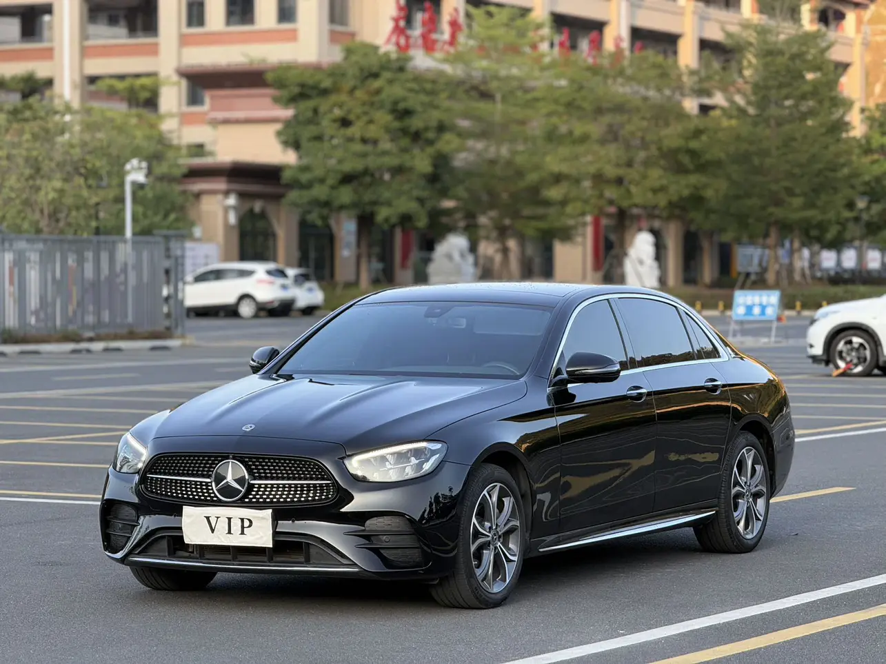 Mercedes-Benz E-Class  из Китая