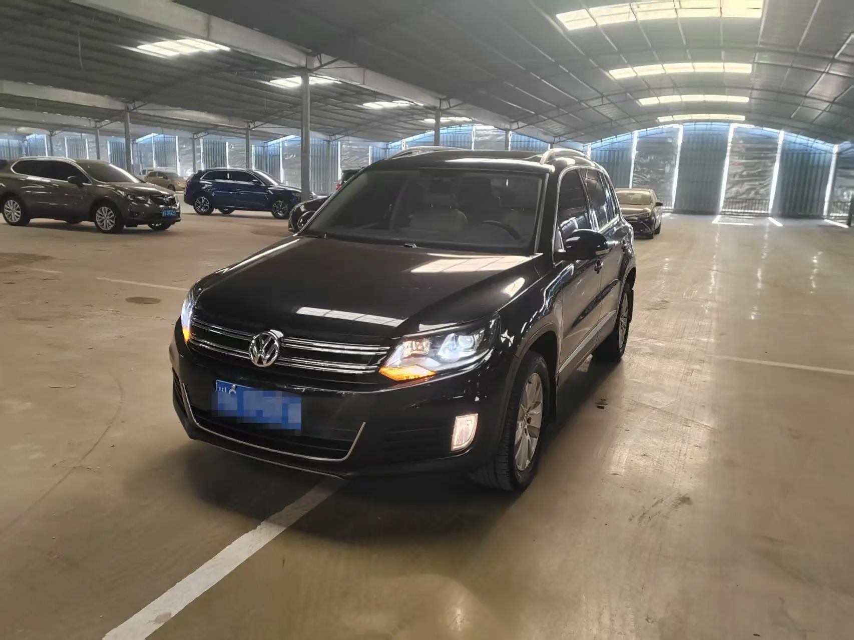 Volkswagen Tiguan  из Китая