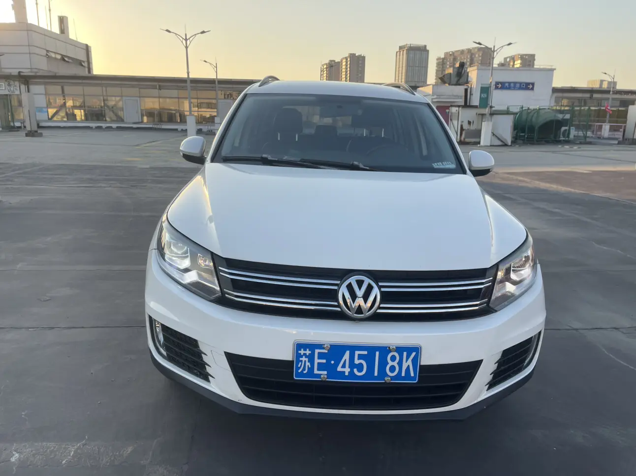 Volkswagen Tiguan  из Китая