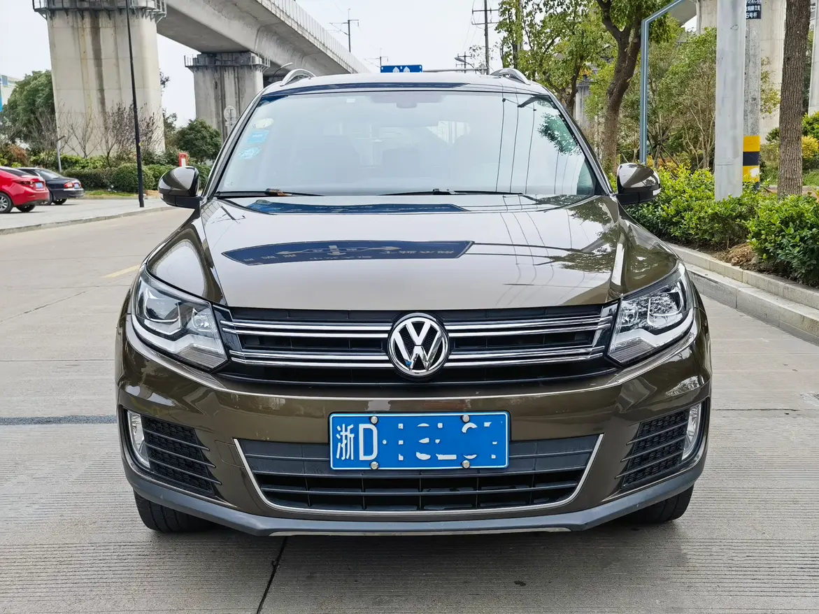 Volkswagen Tiguan  из Китая