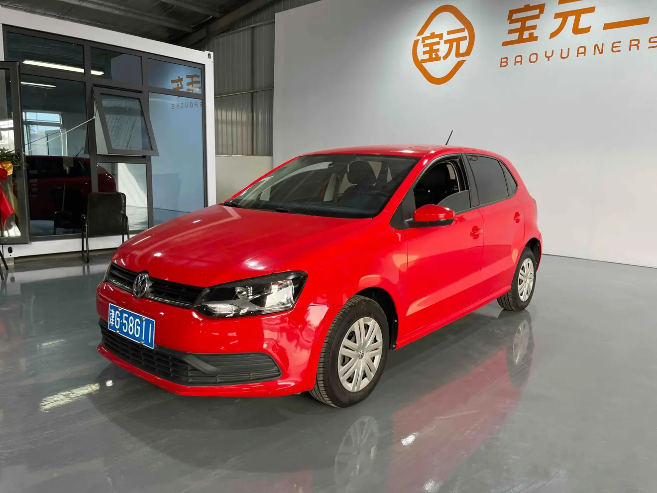 Volkswagen Polo  из Китая