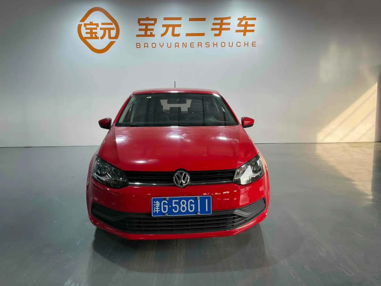 Volkswagen Polo  из Китая