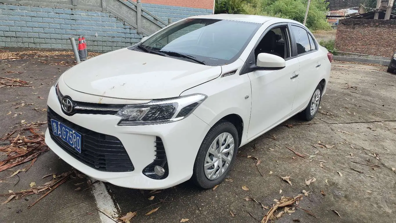 Toyota Vios  из Китая