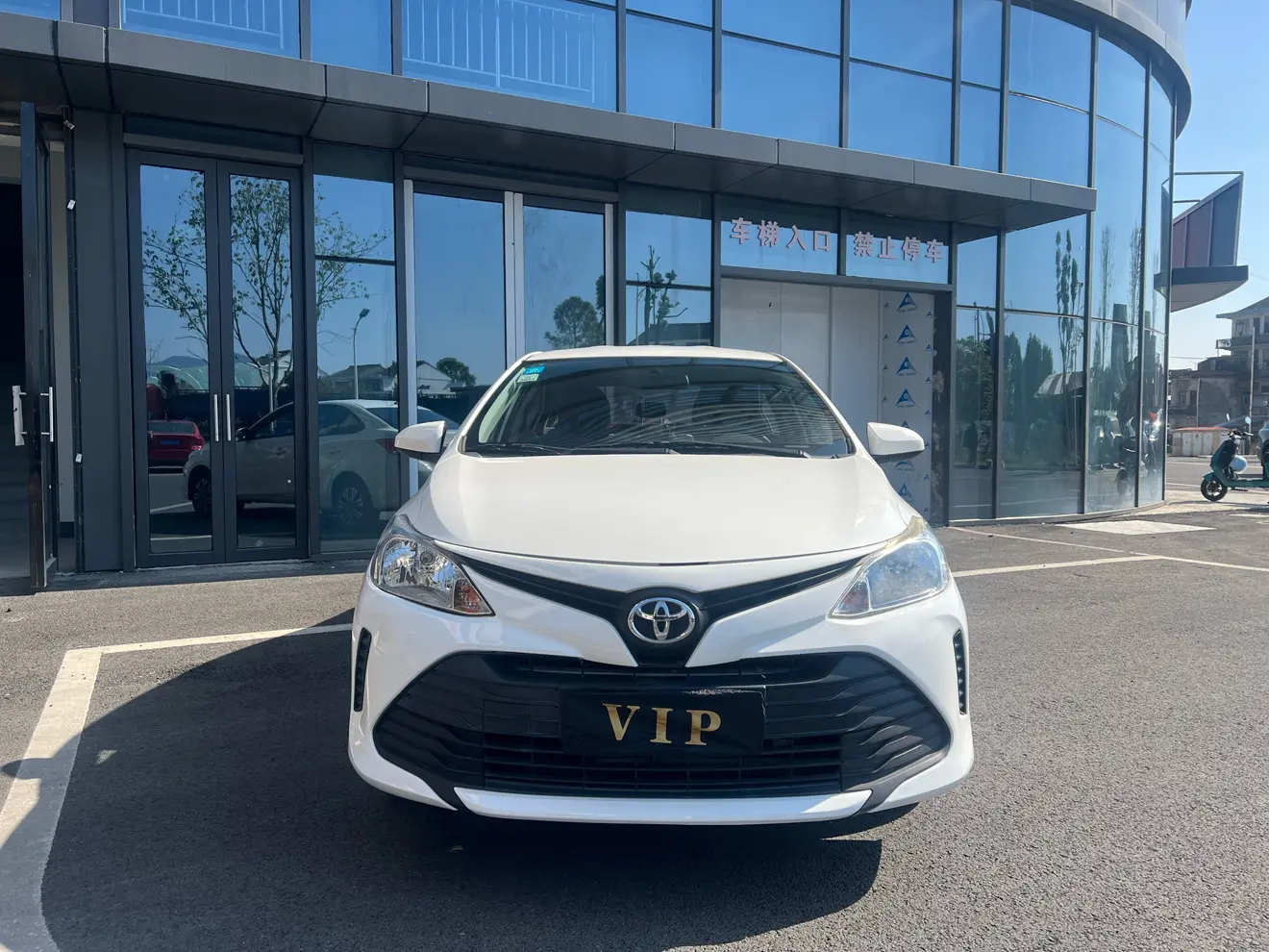 Toyota Vios  из Китая