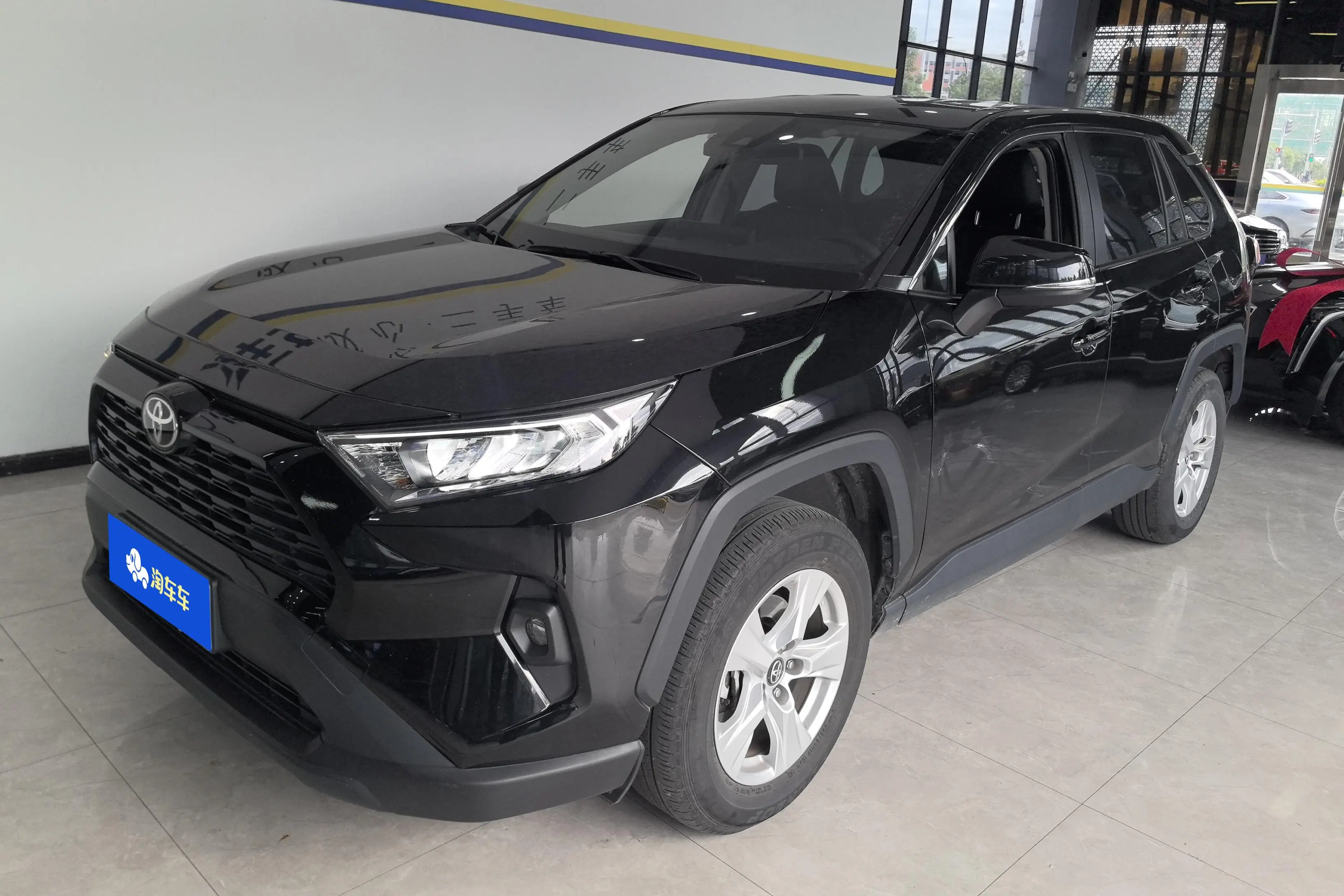 Toyota RAV4  из Китая