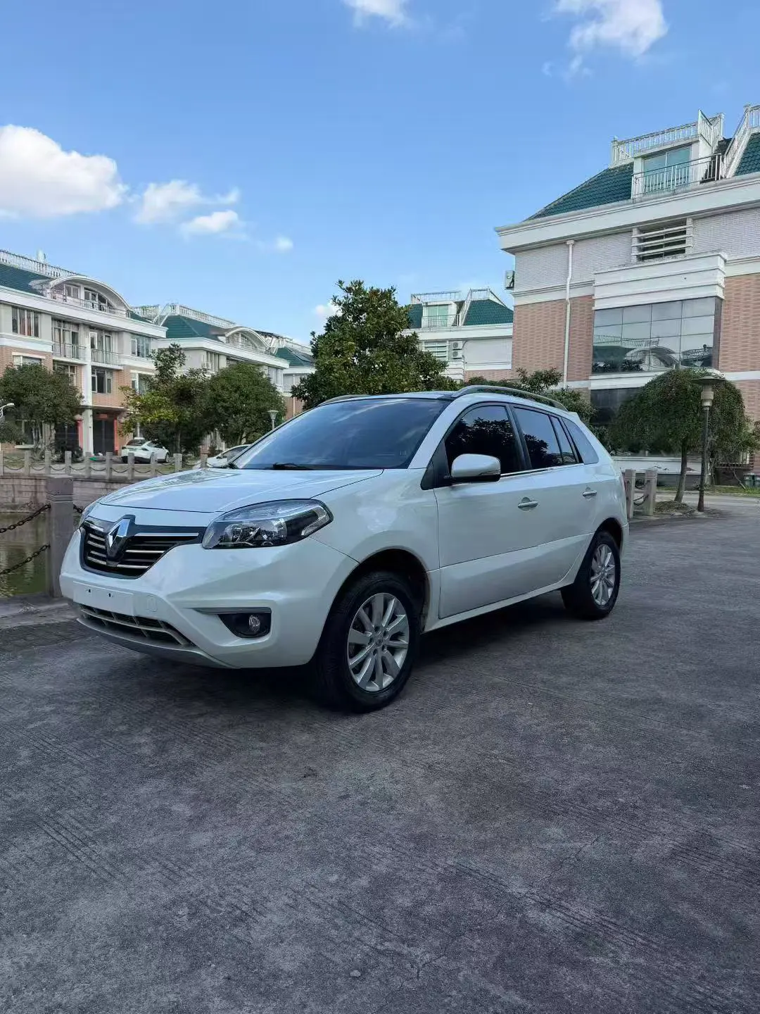 Renault Koleos (imported)  из Китая