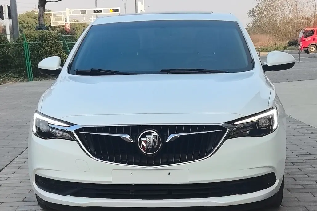 Buick Yinglang  из Китая