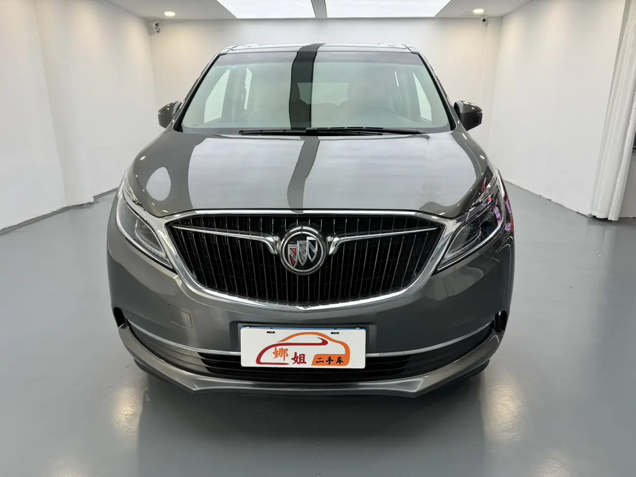 Buick GL8  из Китая