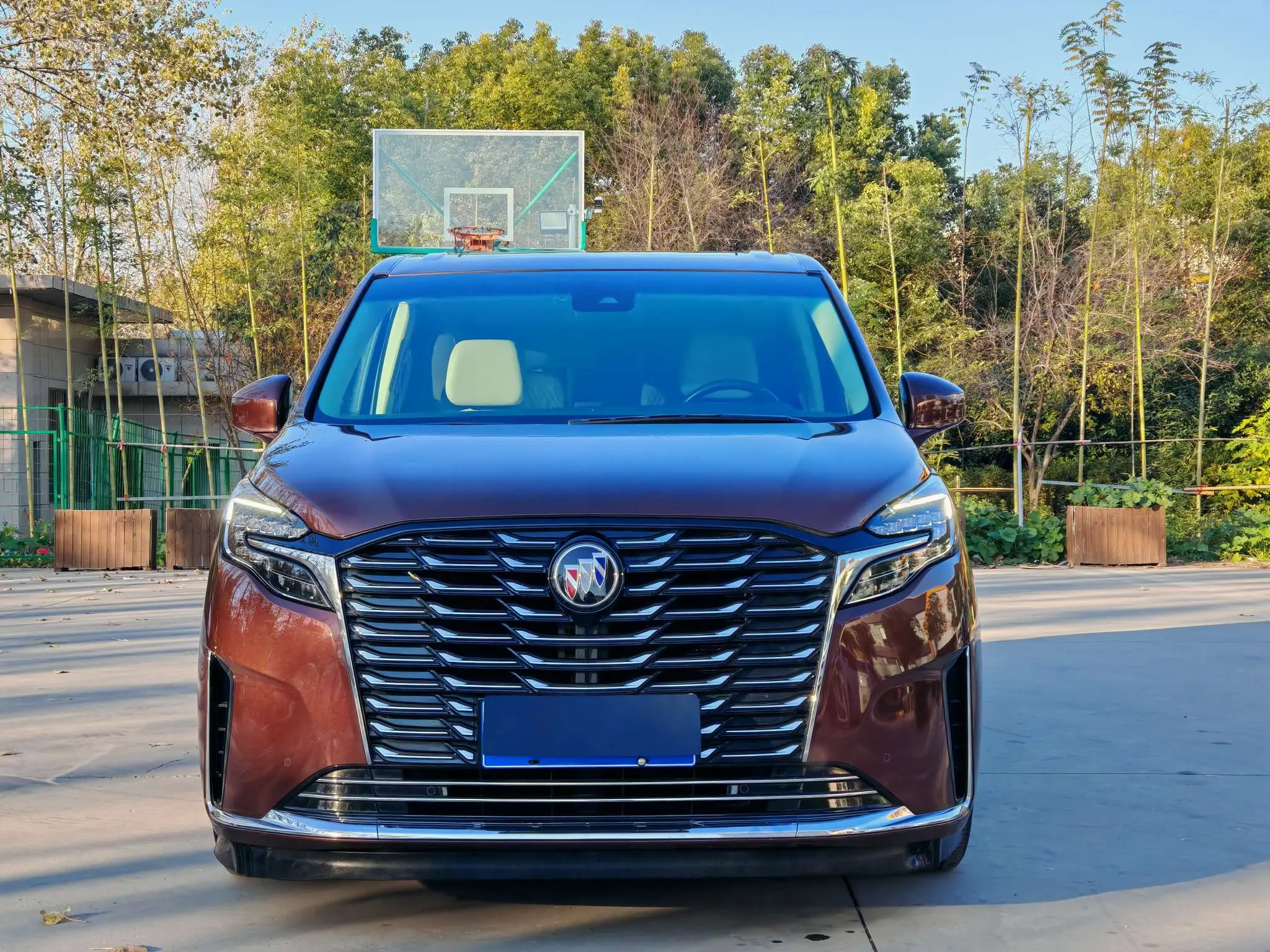 Buick GL8  из Китая