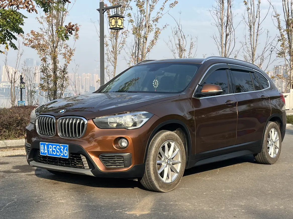 BMW X1  из Китая