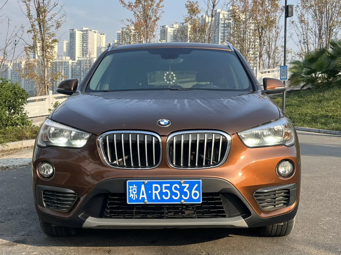 BMW X1  из Китая