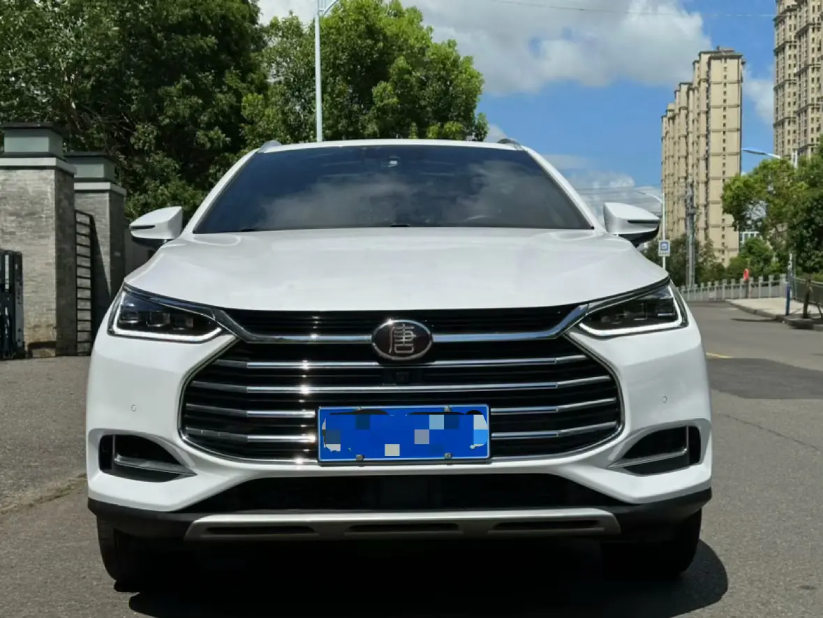 BYD Tang  из Китая