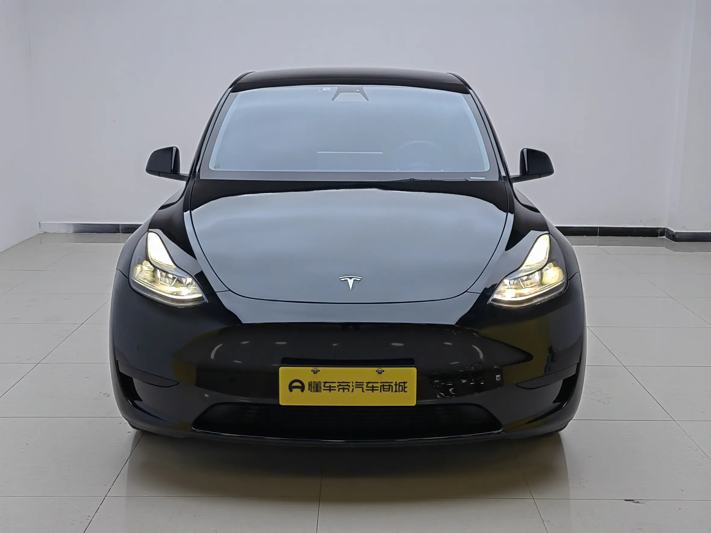 Tesla Model Y  из Китая