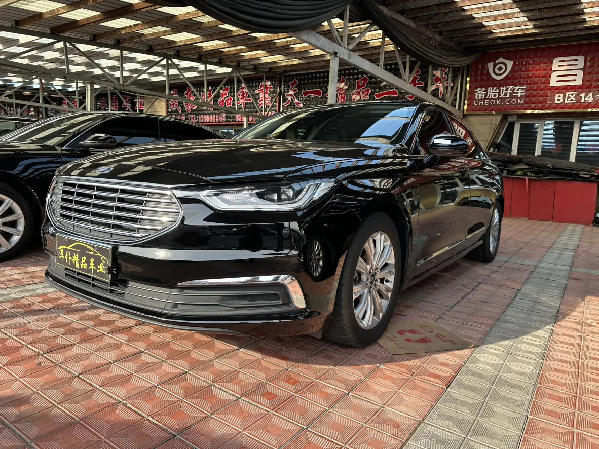 Ford Taurus