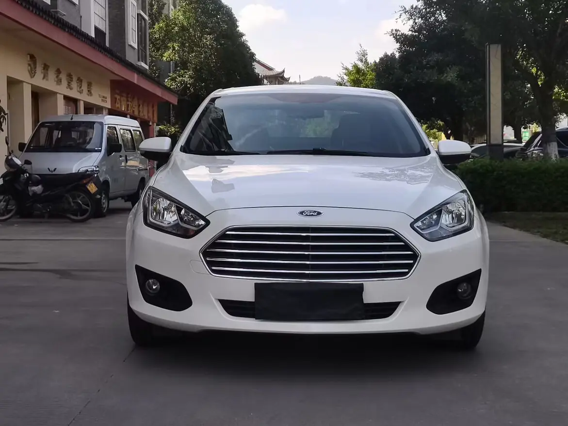 Ford Forrest  из Китая