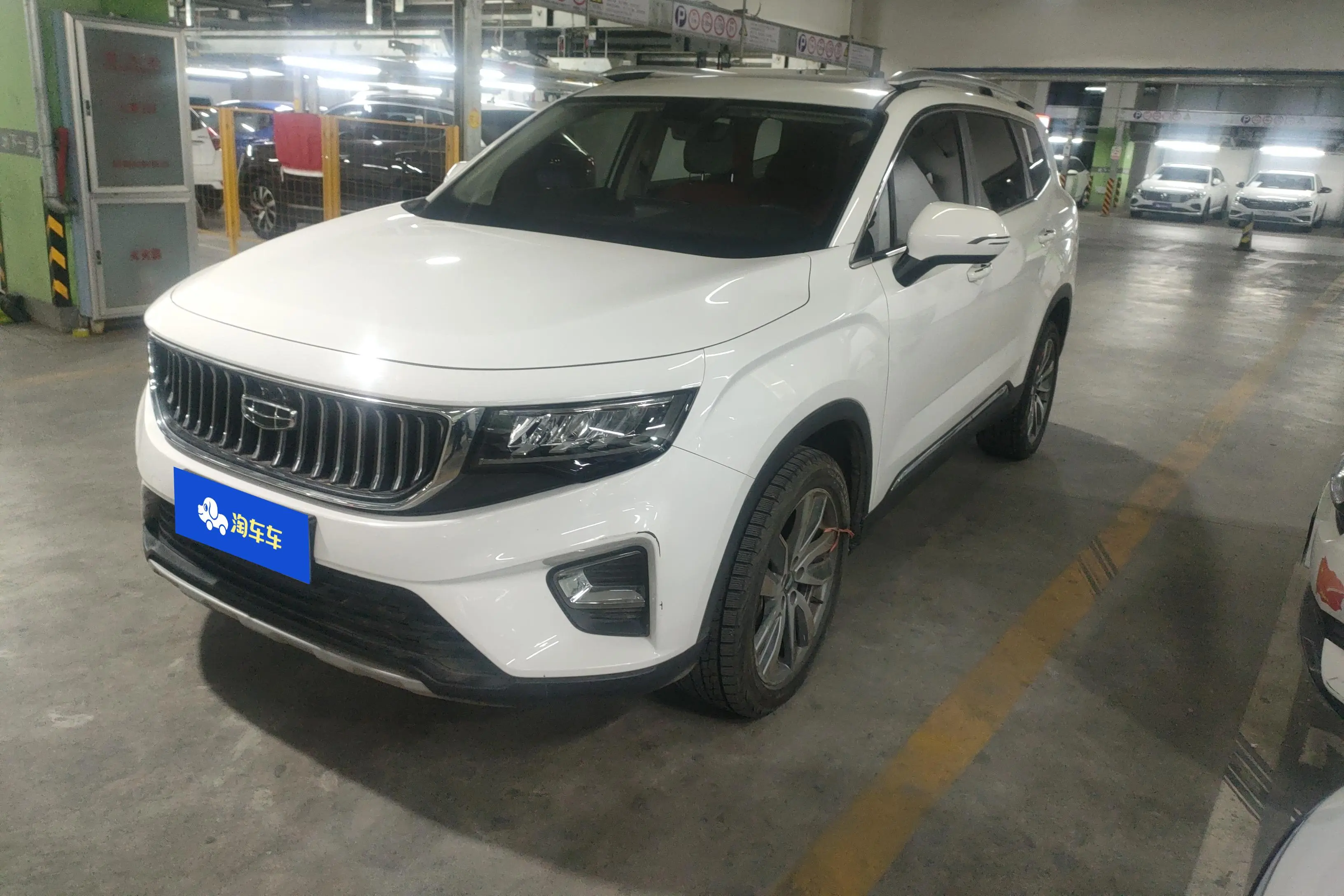 Geely Okavango  из Китая