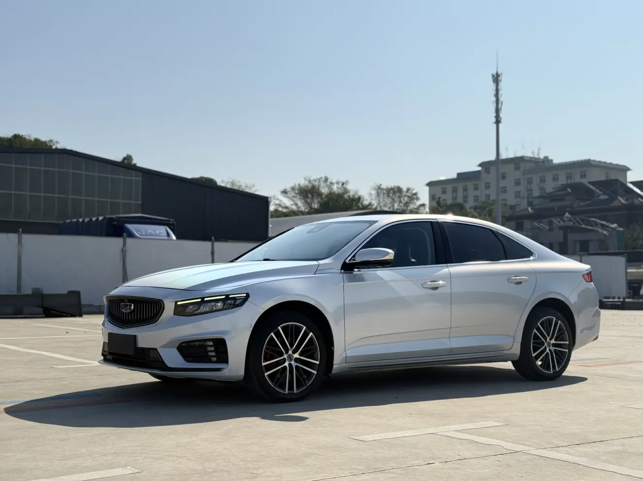 Geely Xing Rui  из Китая