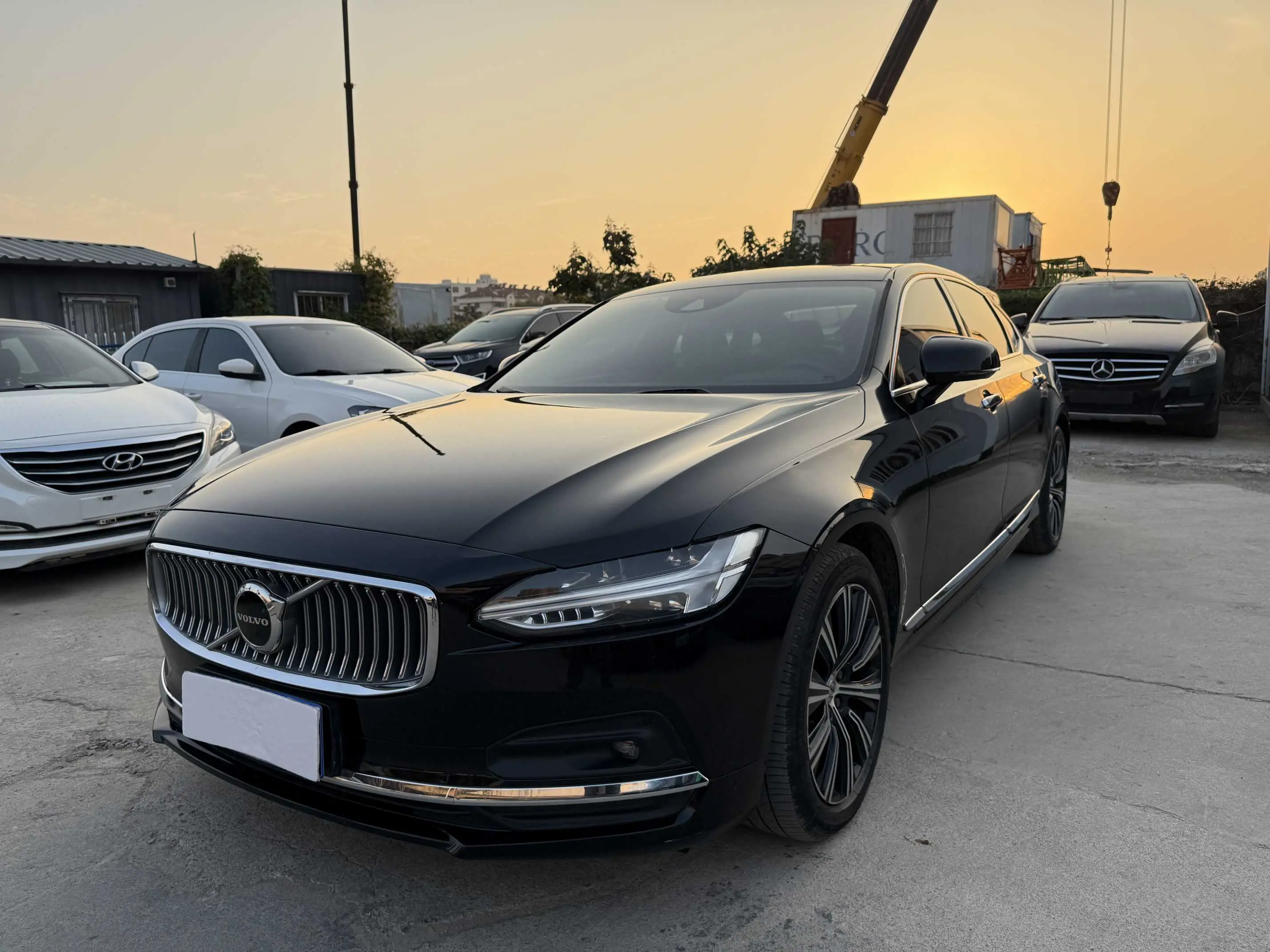 Volvo S90  из Китая