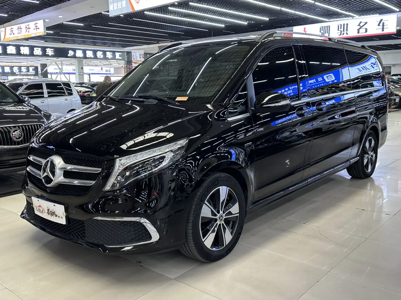 Mercedes-Benz Mercedes Benz V Class  из Китая