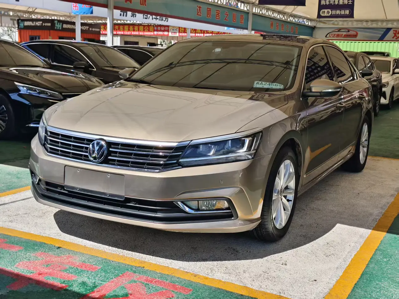 Volkswagen Passat  из Китая