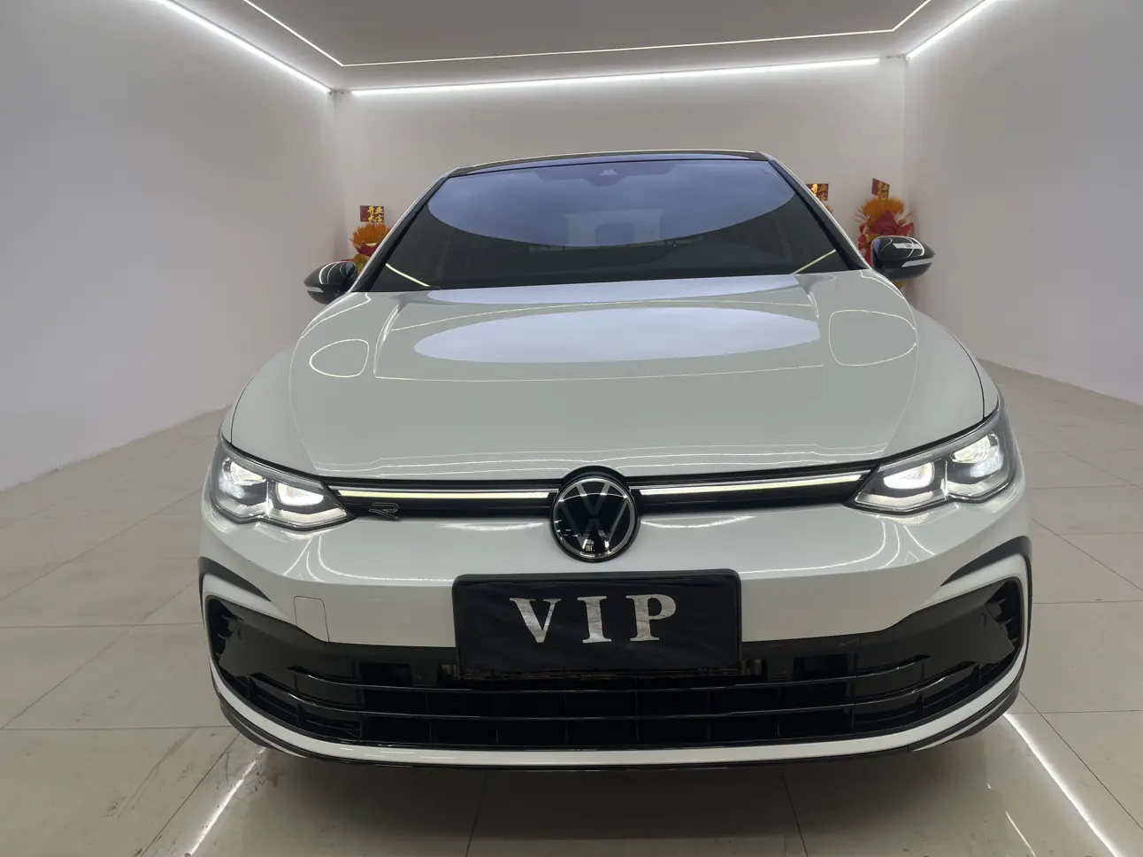 Volkswagen Golf  из Китая