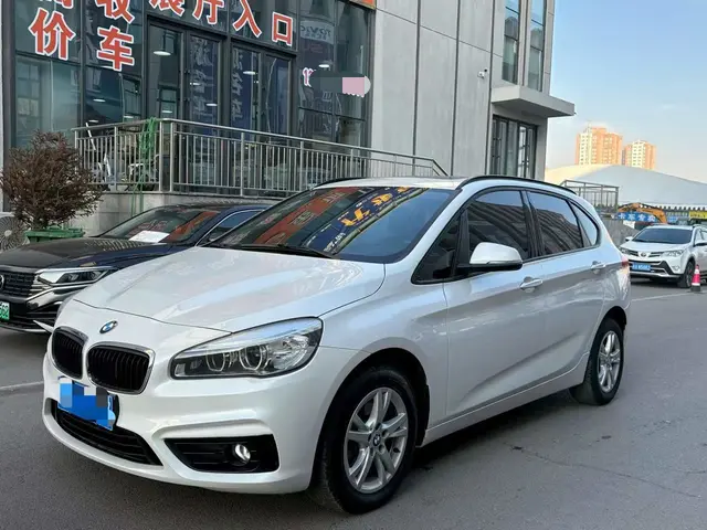 BMW 2 series station wagon  из Китая