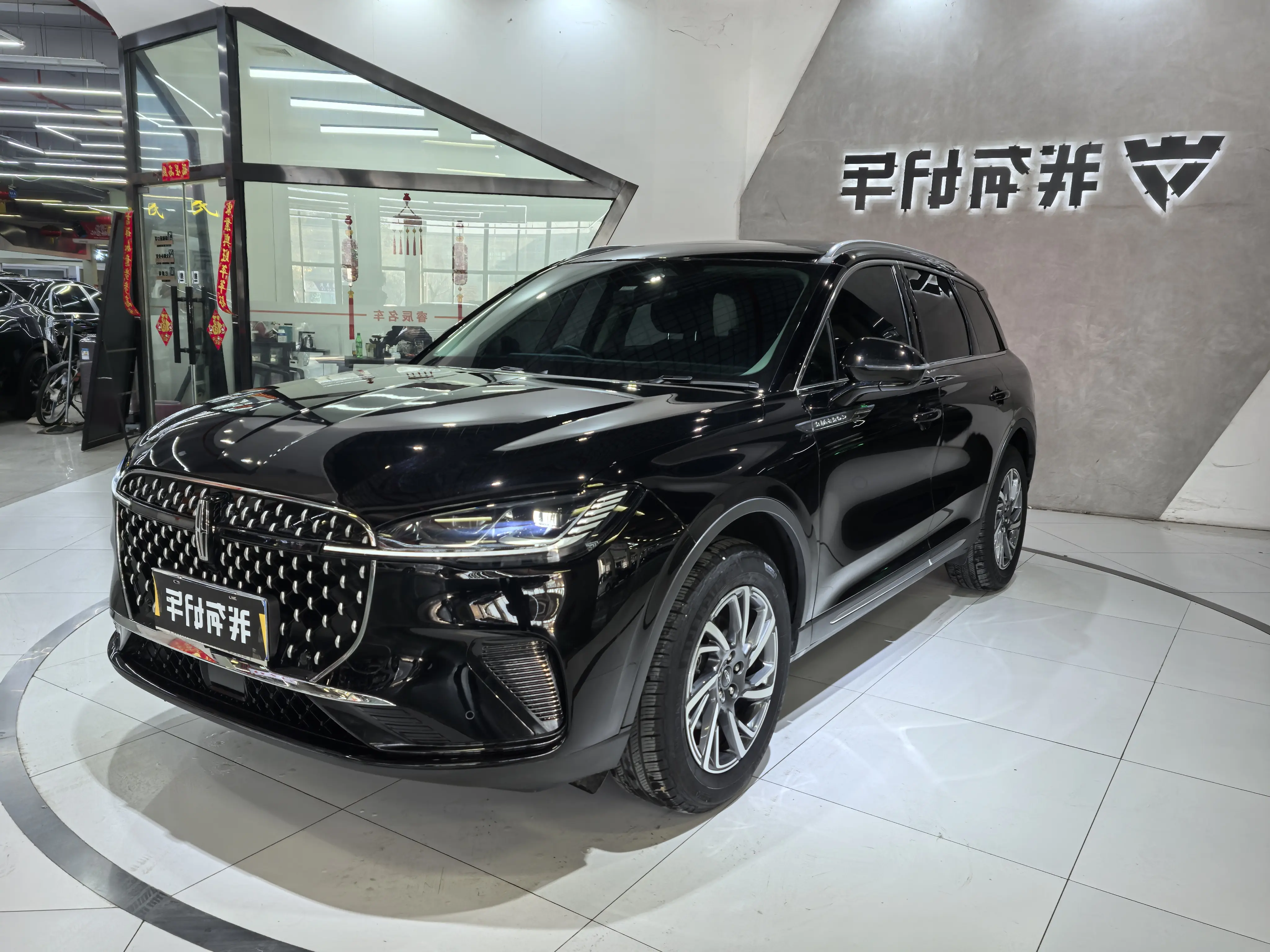 Lincoln Adventurer  из Китая