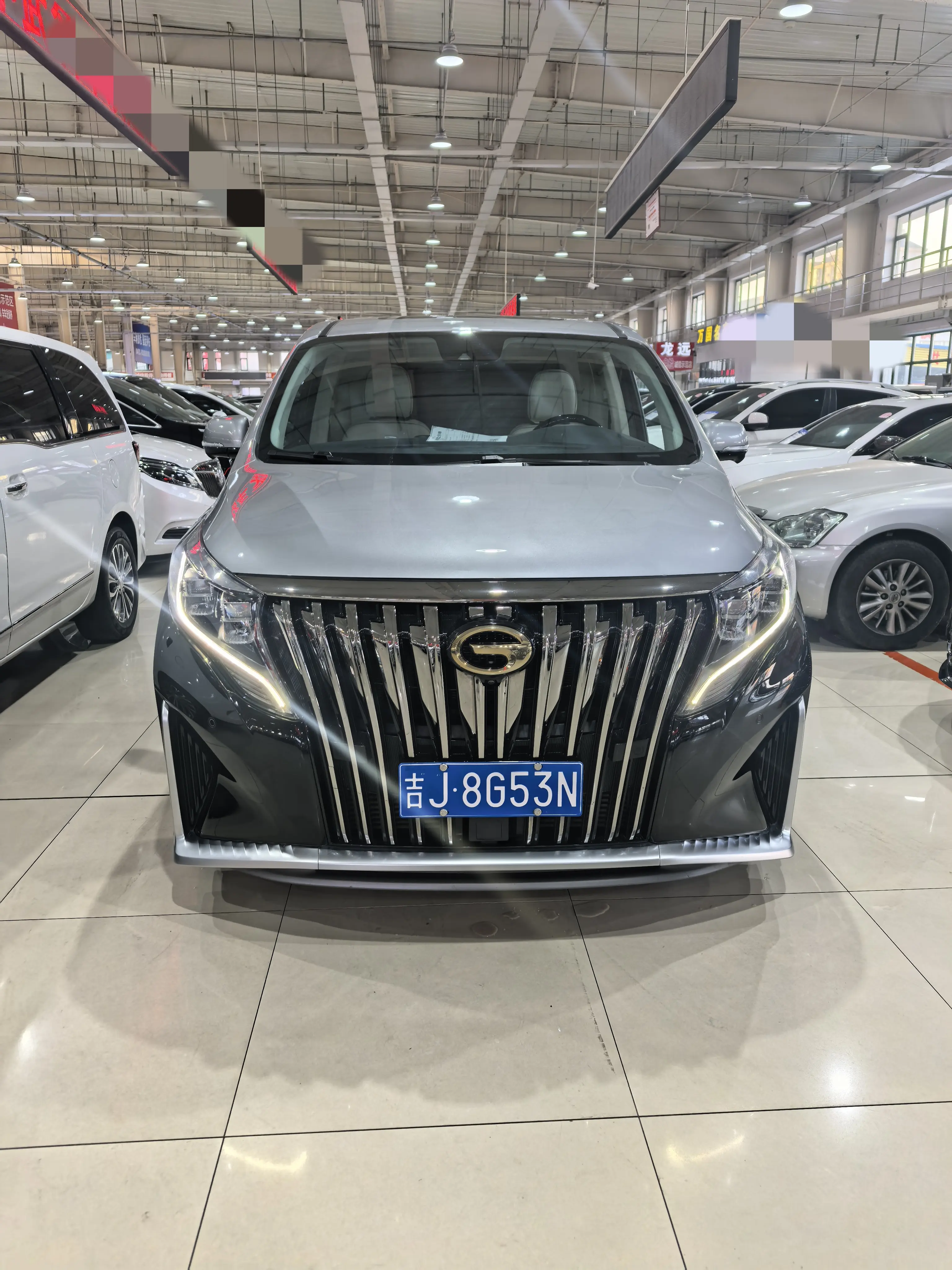 GAC Trumpchi M8  из Китая