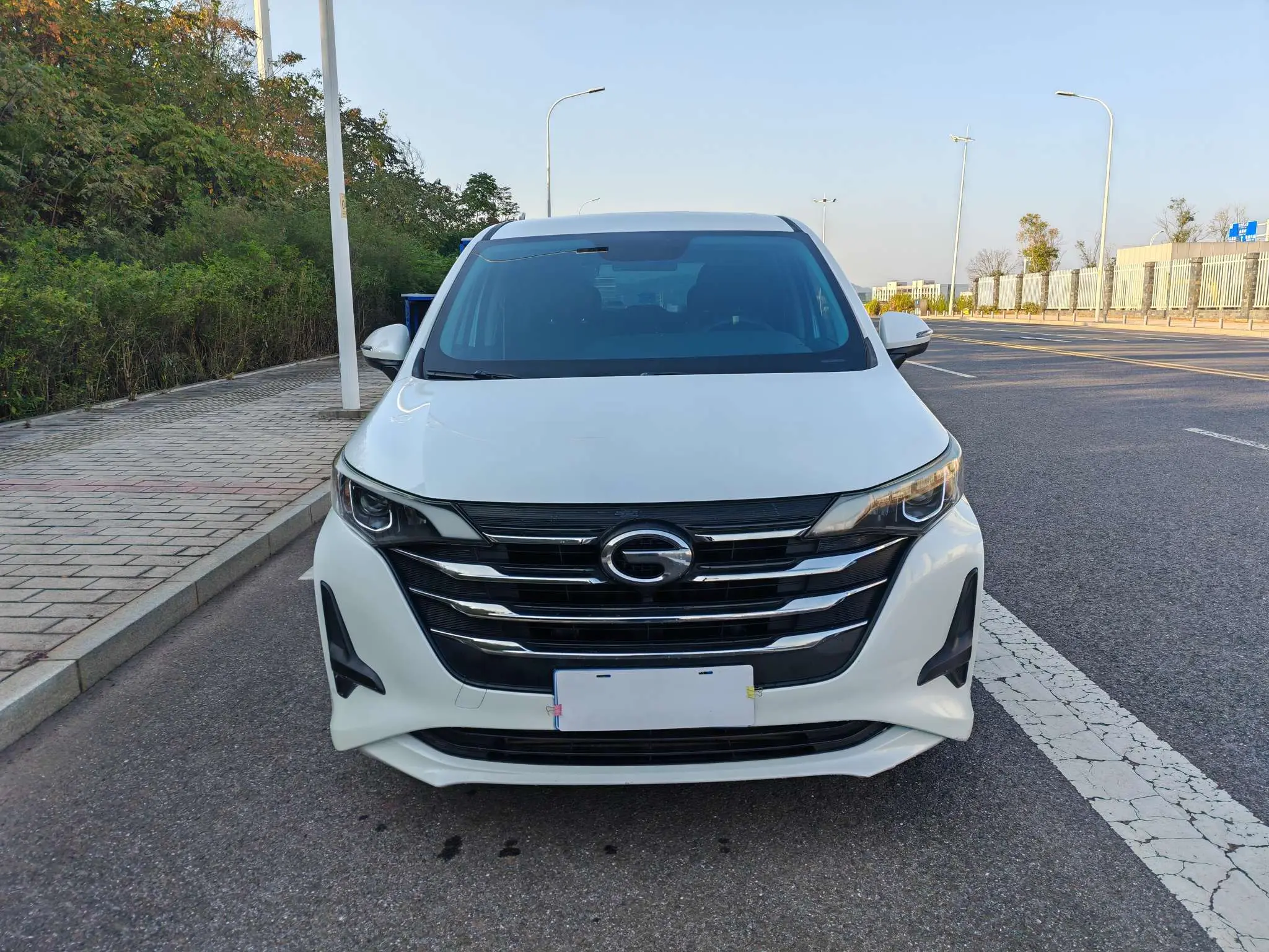 GAC Trumpchi M6  из Китая