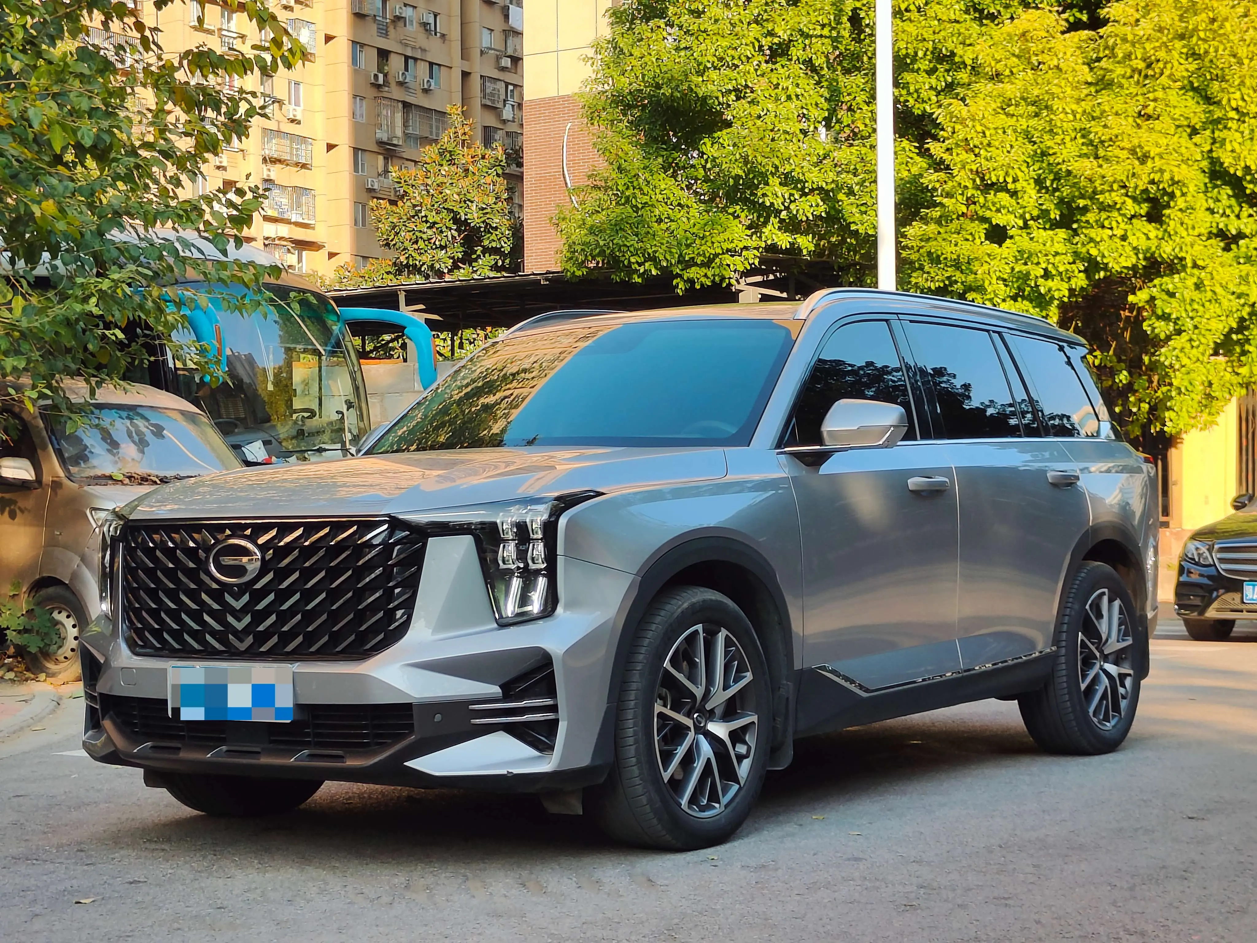 GAC Trumpchi GS8  из Китая