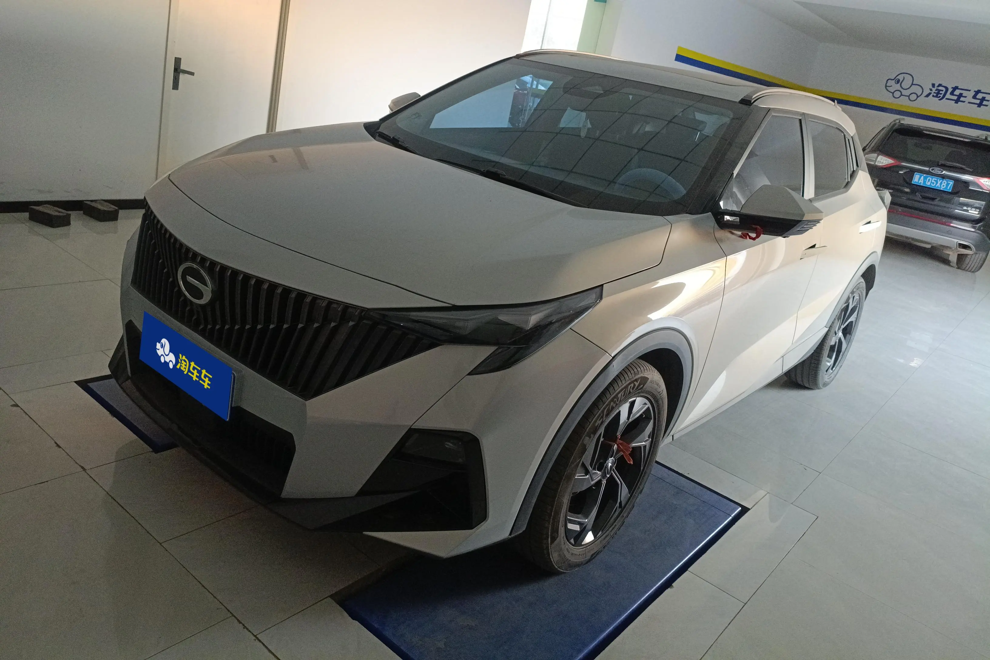 GAC Trumpchi GS3  из Китая