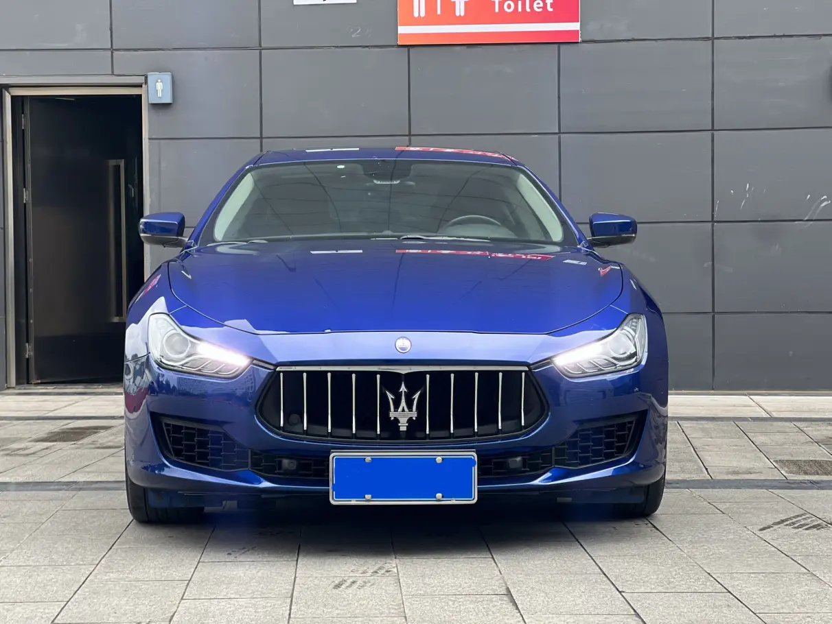 Maserati Ghibli  из Китая