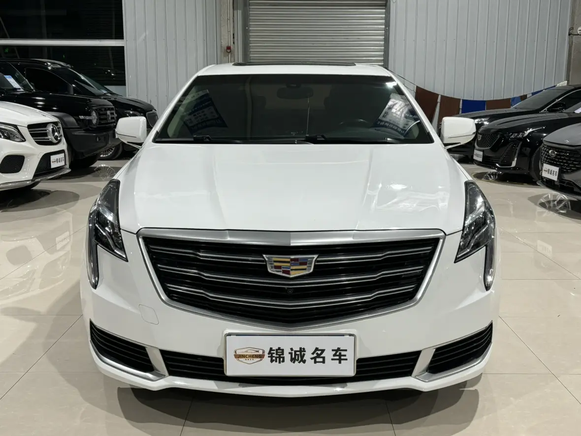 Cadillac XTS  из Китая